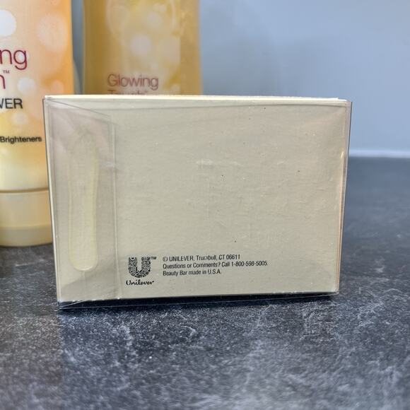 Caress GLOWING TOUCH Silkening Body Wash, In Shower Lotion, Beauty Bar & Puff - Picture 8 of 13